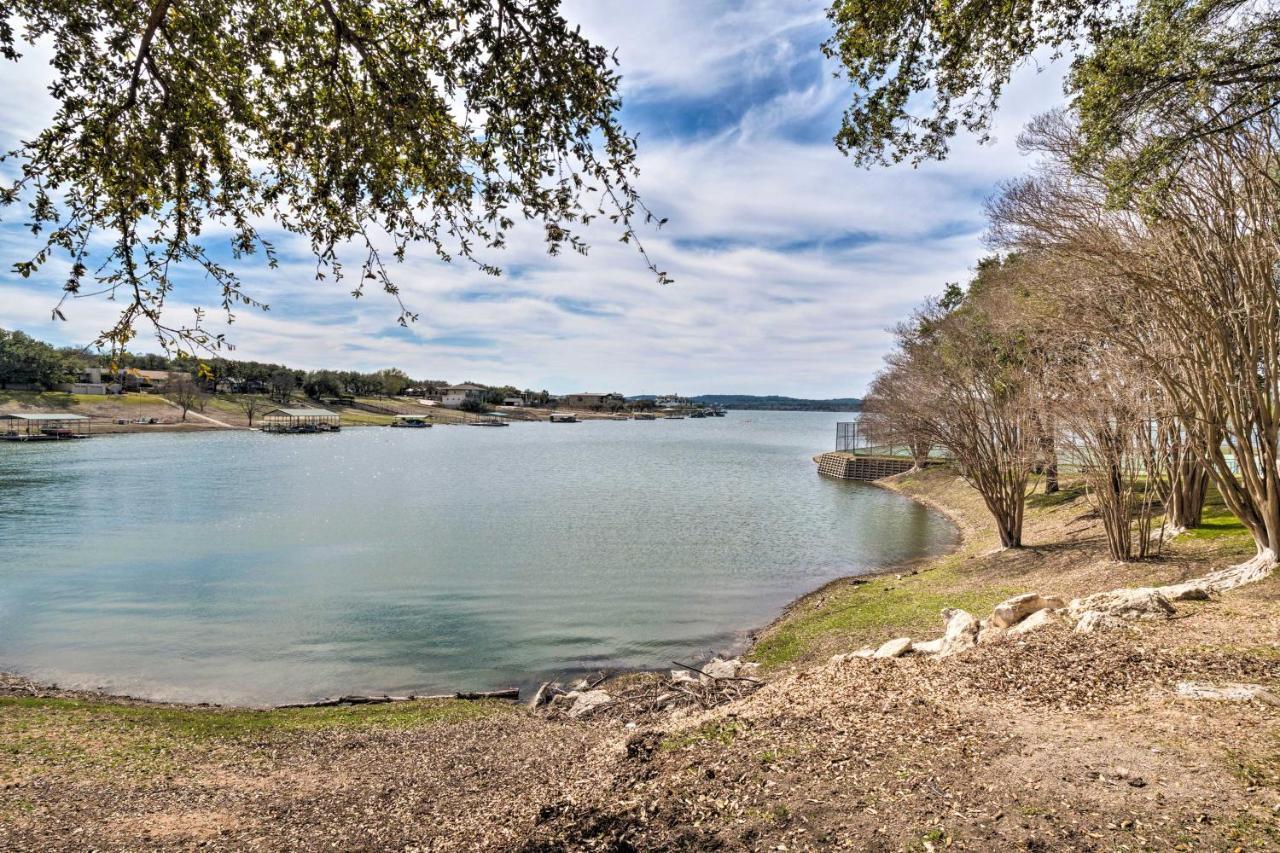 Lakefront Lago Vista Condo With Resort Amenities! Exteriér fotografie